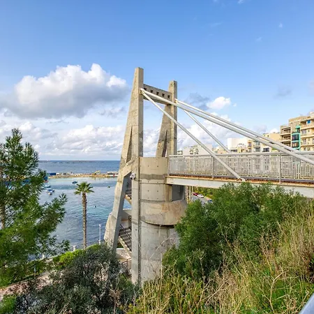 Lovely 2br In St Pauls Bay Near Promenade By 360 Estates شقة خليج سانت بول