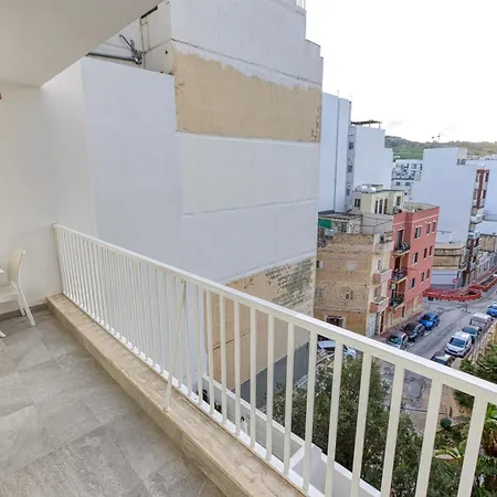 شقة Lovely 2br In St Pauls Bay Near Promenade By 360 Estates