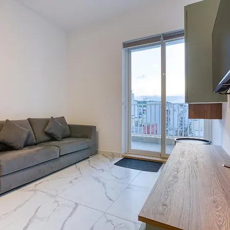 Lovely 2br In St Pauls Bay Near Promenade By 360 Estates شقة