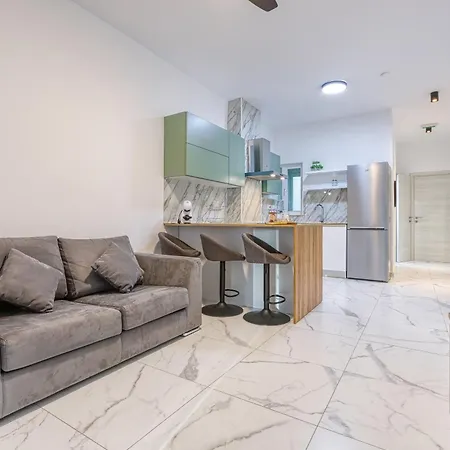 Lovely 2br In St Pauls Bay Near Promenade By 360 Estates شقة *