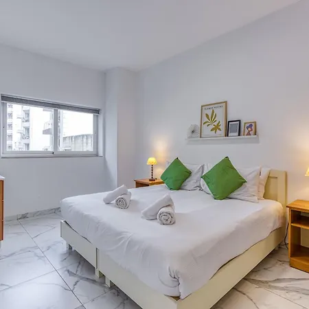 Lovely 2br In St Pauls Bay Near Promenade By 360 Estates *