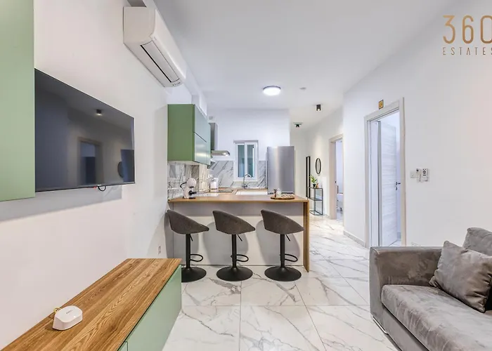 Lovely 2br In St Pauls Bay Near Promenade By 360 Estates Apartman *