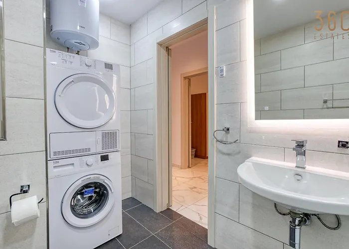 Lovely 2br In St Pauls Bay Near Promenade By 360 Estates Apartman