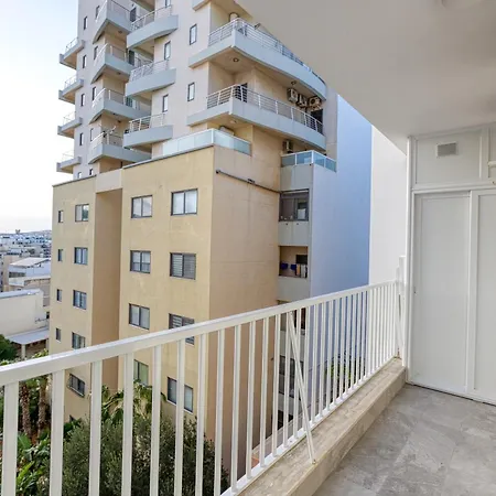 Lovely 2br In St Pauls Bay Near Promenade By 360 Estates Διαμέρισμα