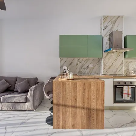 Lovely 2br In St Pauls Bay Near Promenade By 360 Estates Apartmán *