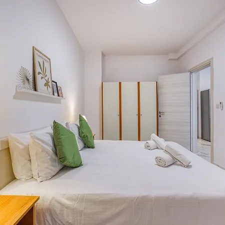 Διαμέρισμα Lovely 2br In St Pauls Bay Near Promenade By 360 Estates *