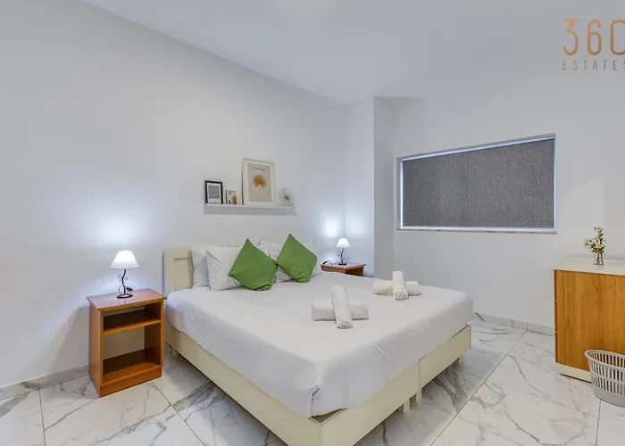 Lovely 2br In St Pauls Bay Near Promenade By 360 Estates *