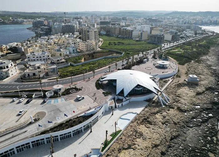 Lovely 2br In St Pauls Bay Near Promenade By 360 Estates * סיינט פול ביי