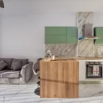 Lovely 2br In St Pauls Bay Near Promenade By 360 Estates Διαμέρισμα *