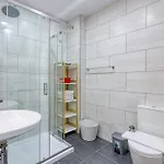 Διαμέρισμα Lovely 2br In St Pauls Bay Near Promenade By 360 Estates Σεντ Πόλς Μπέι