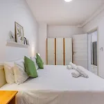 Διαμέρισμα Lovely 2br In St Pauls Bay Near Promenade By 360 Estates *