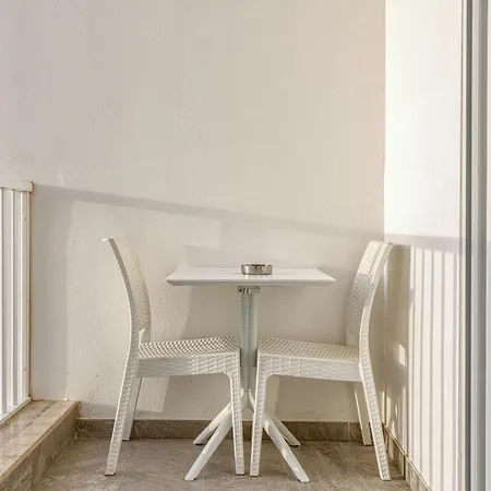 Lovely 2br In St Pauls Bay Near Promenade By 360 Estates Appartement *
